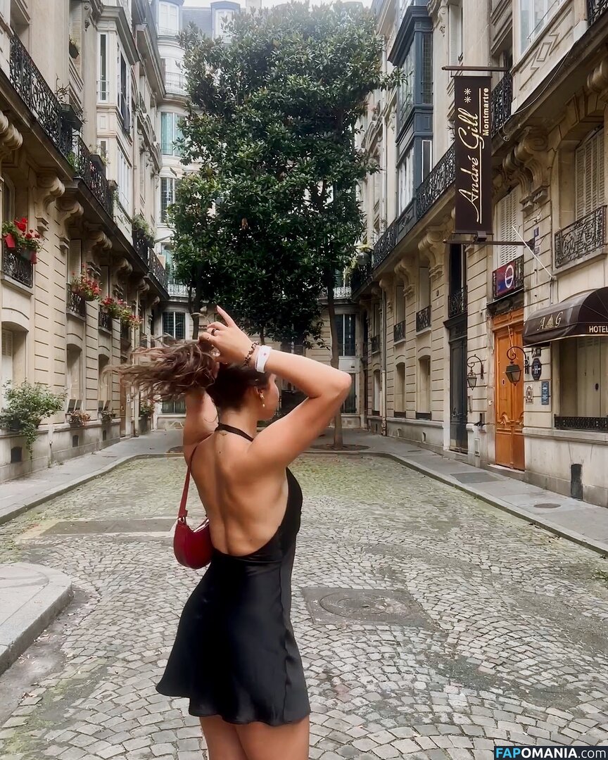 Courtney Sarault / court_sarault / courtsarault / https: Meztelen OnlyFans  Kikerült fotó #25