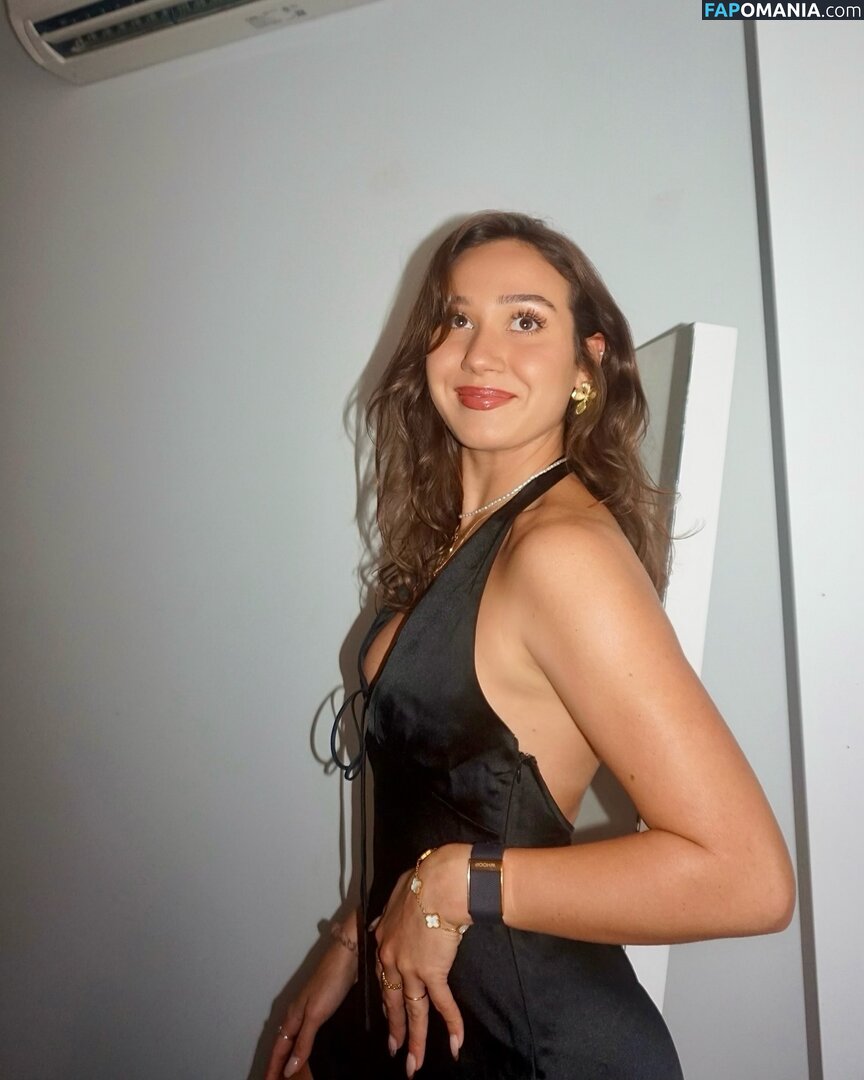 Courtney Sarault / court_sarault / courtsarault / https: Meztelen OnlyFans  Kikerült fotó #26