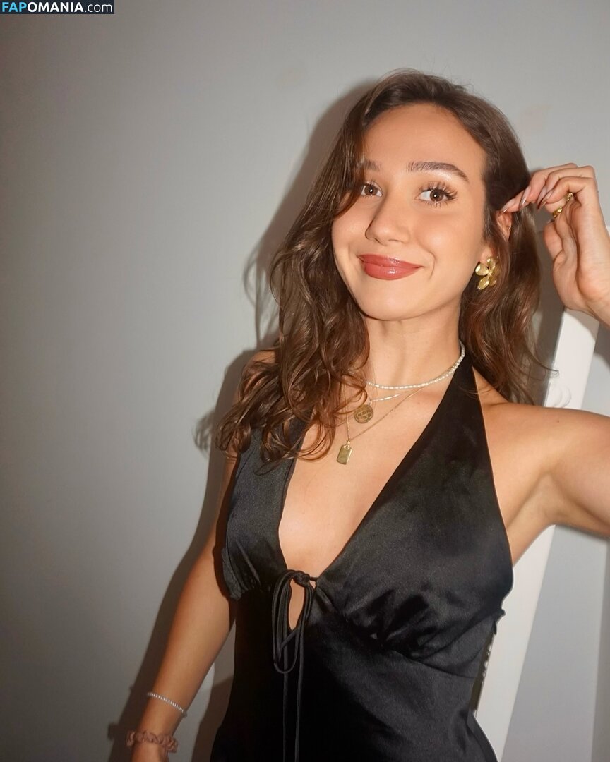 Courtney Sarault / court_sarault / courtsarault / https: Meztelen OnlyFans  Kikerült fotó #28