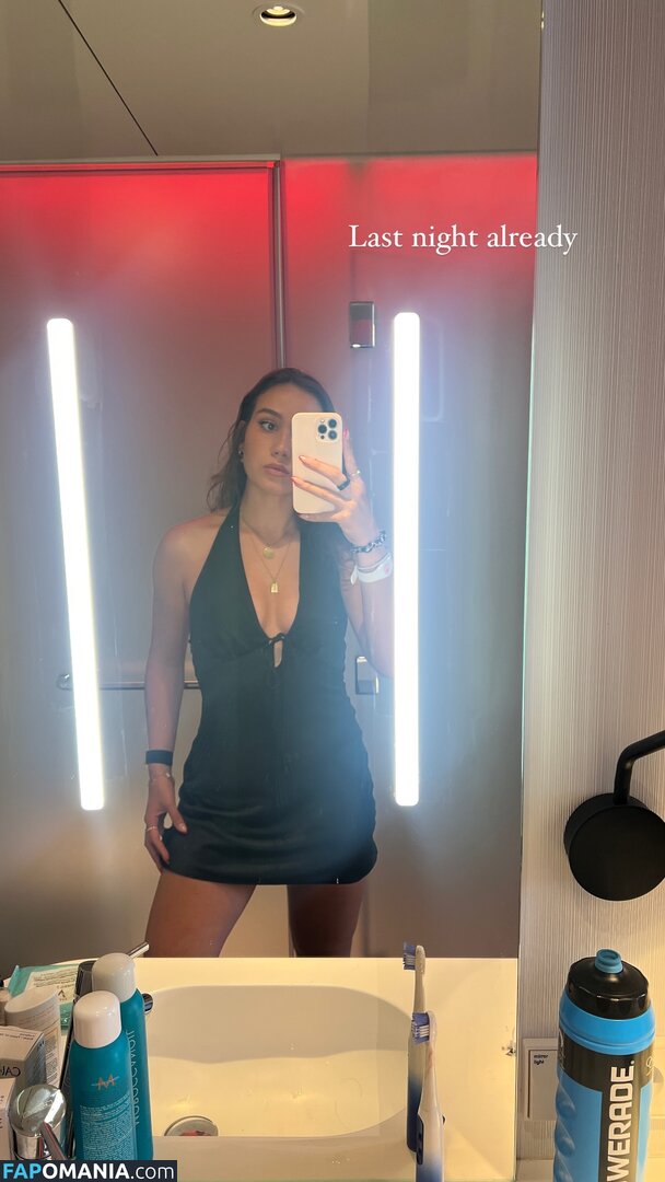 Courtney Sarault / court_sarault / courtsarault / https: Meztelen OnlyFans  Kikerült fotó #29