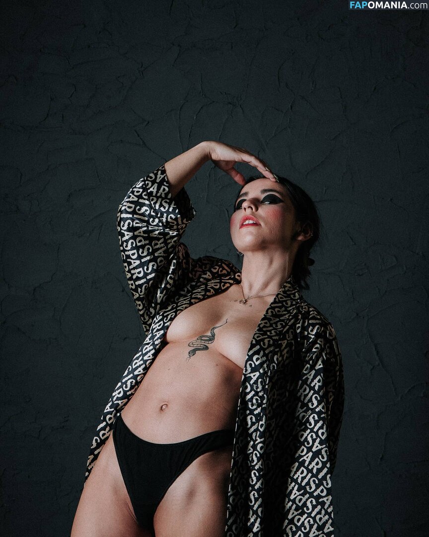 crismaia97 / maiaserena / user Meztelen OnlyFans  Kikerült fotó #13