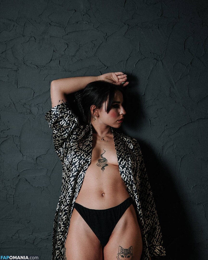 crismaia97 / maiaserena / user Meztelen OnlyFans  Kikerült fotó #14