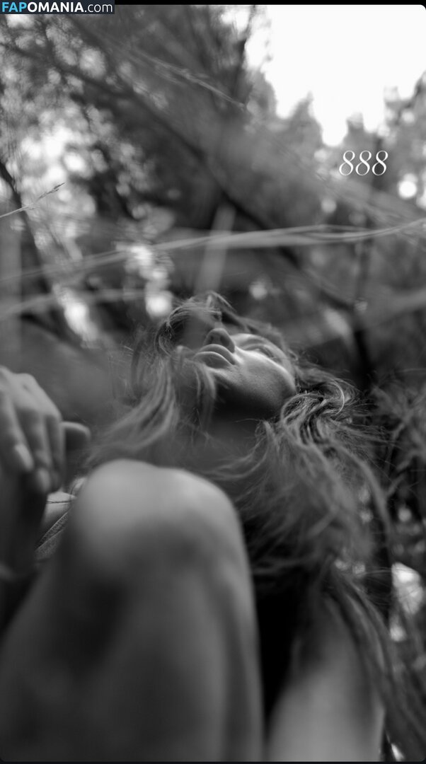 Crystal Reed / crystalmreed Meztelen OnlyFans  Kikerült fotó #49