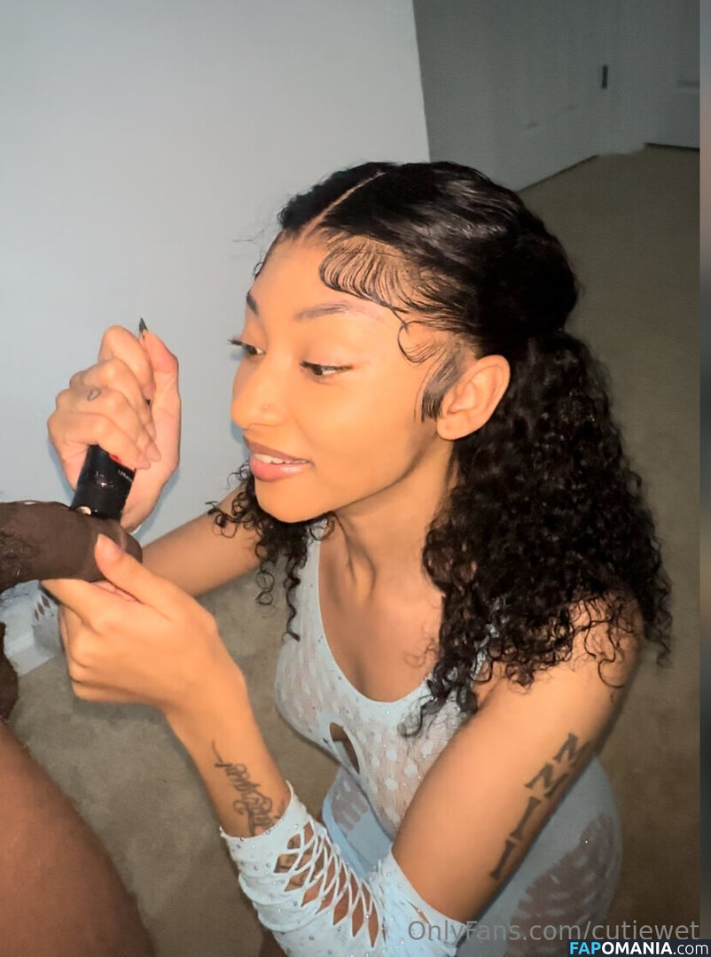 cutiewet / cutiewithpeach Meztelen OnlyFans  Kikerült fotó #112