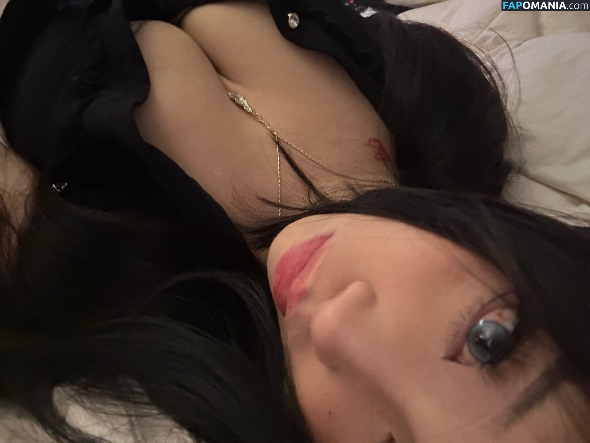 cwuddlemeplz / koohlia / vatonez Meztelen OnlyFans  Kikerült fotó #10