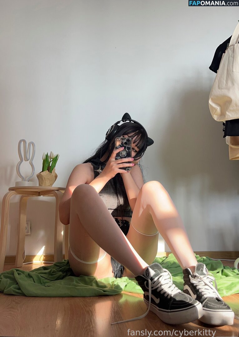Cyberkitty___ / Cyberkitty_____ / Dayana Yessembayeva / cyberkitty Meztelen OnlyFans  Kikerült fotó #35