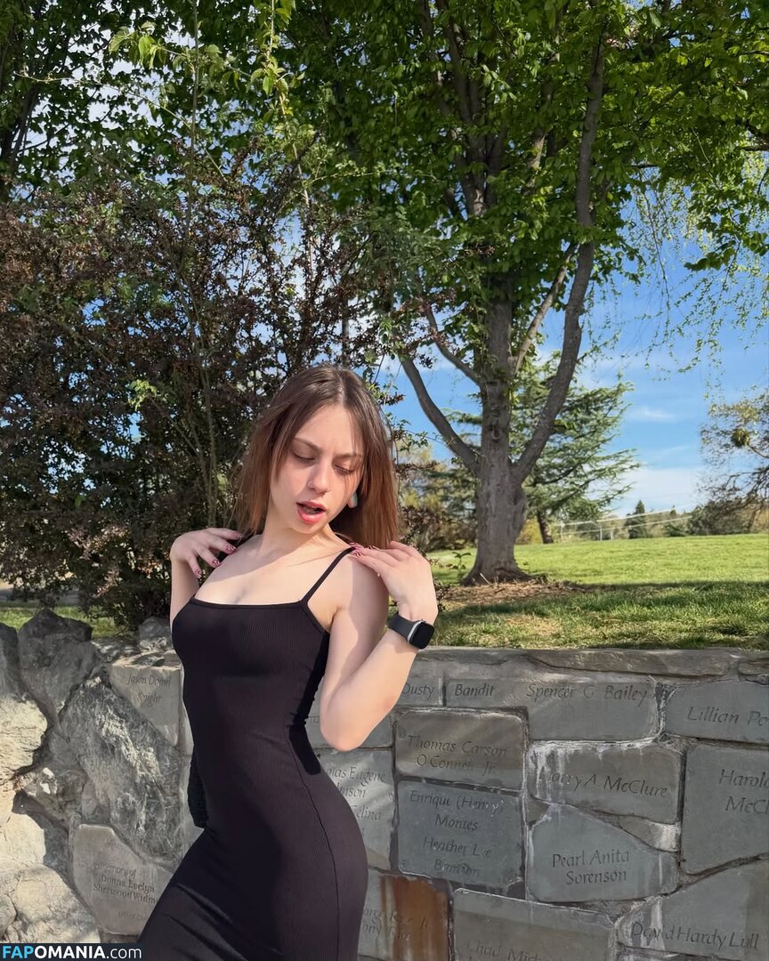 DaddyslilLuna / caciablue / daddyslilsin Meztelen OnlyFans  Kikerült fotó #1