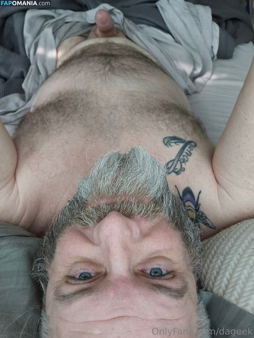 dageek / lifeofdageek Meztelen OnlyFans  Kikerült fotó #8
