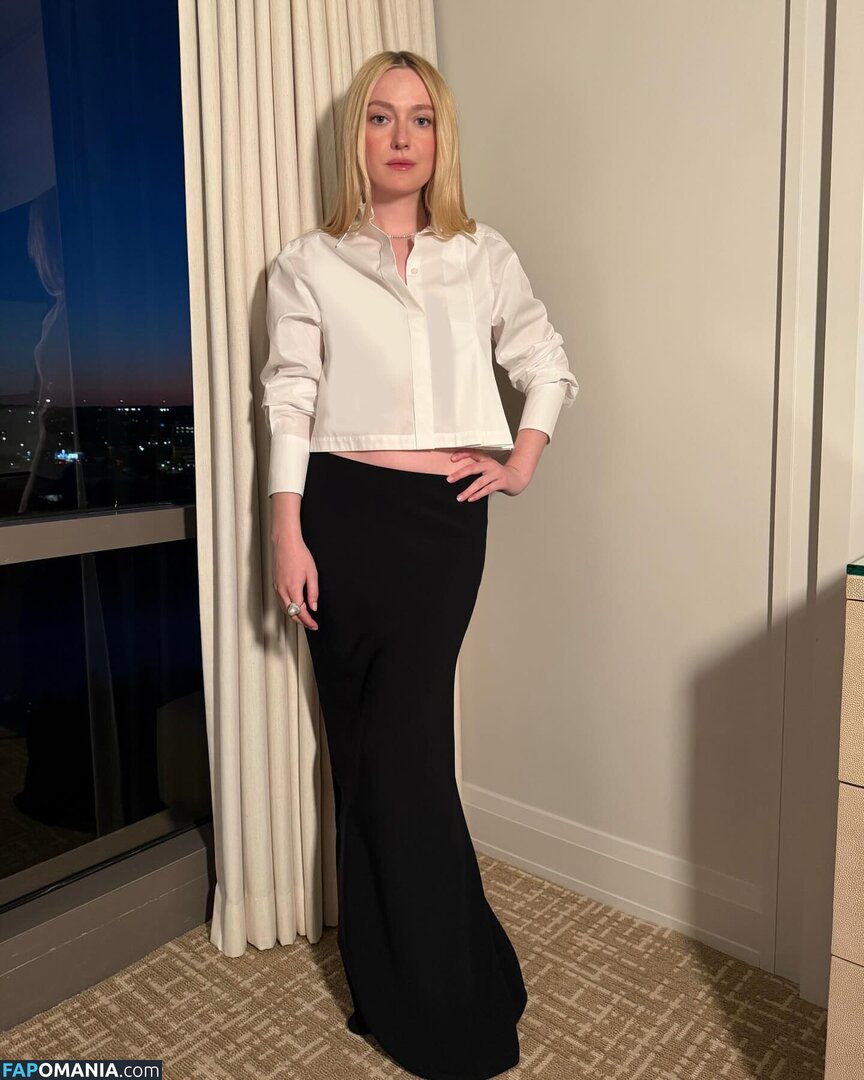 Dakota Fanning / dakotafanning Meztelen OnlyFans  Kikerült fotó #271