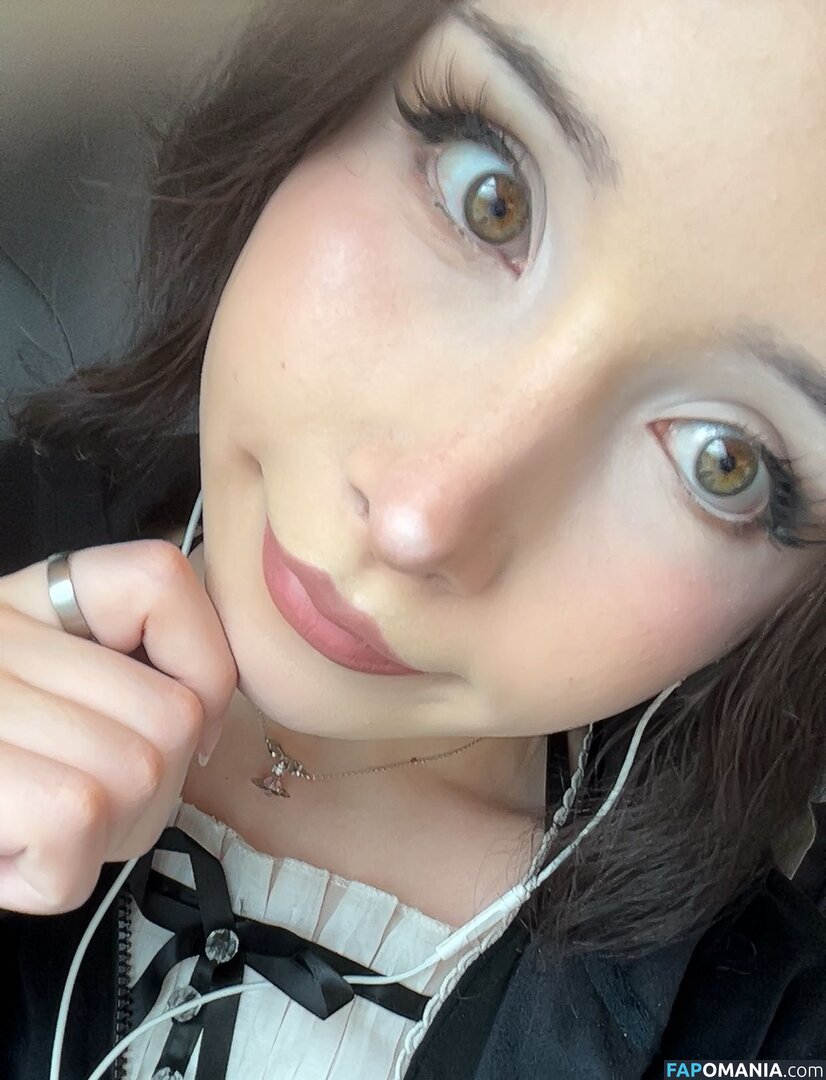 Dangerousdollyne / croquette / loupeticha Meztelen OnlyFans  Kikerült fotó #2