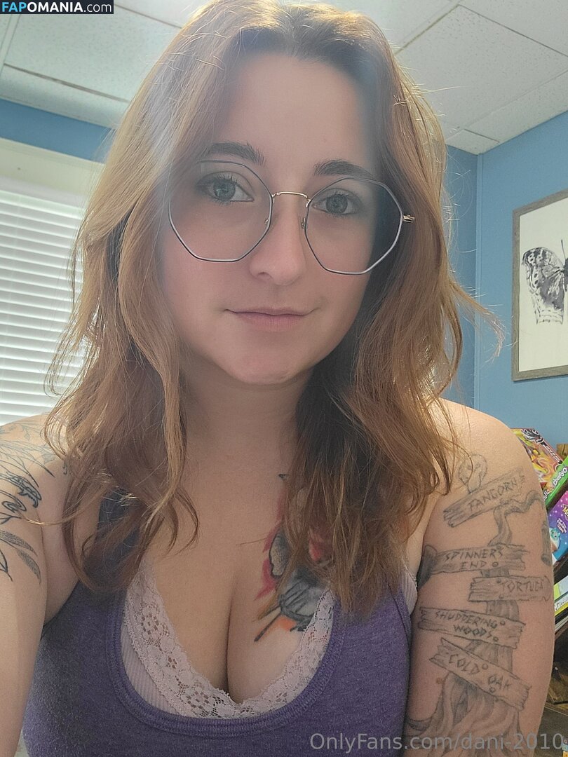 dani-2010 / dani_j2010 Meztelen OnlyFans  Kikerült fotó #6