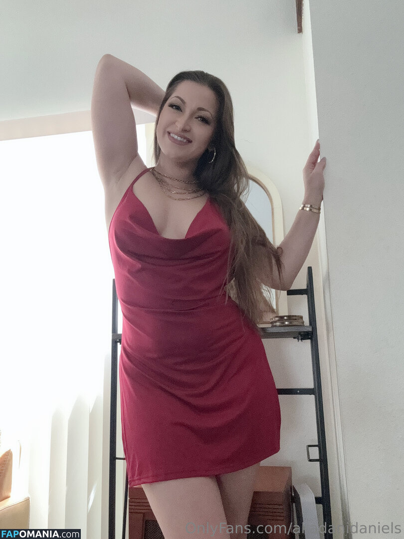 Dani Daniels / akaDaniDaniels / danidanielstiktok / theakadanidaniels Meztelen OnlyFans  Kikerült fotó #138