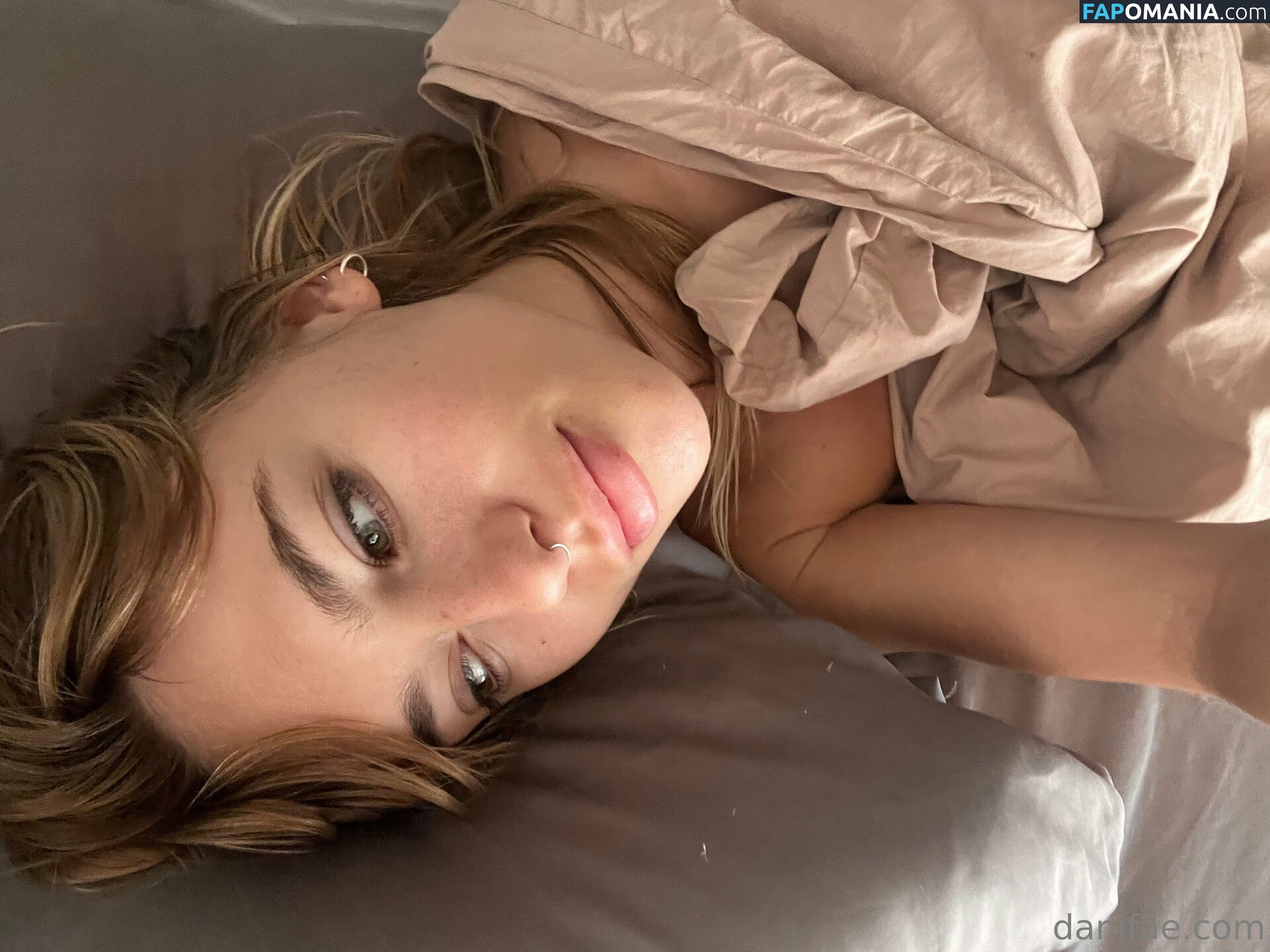Dani Fae / DaniFae / GlitteringBat6 / TheDanii / daniandsebastian / itsdanifae Meztelen OnlyFans  Kikerült fotó #42