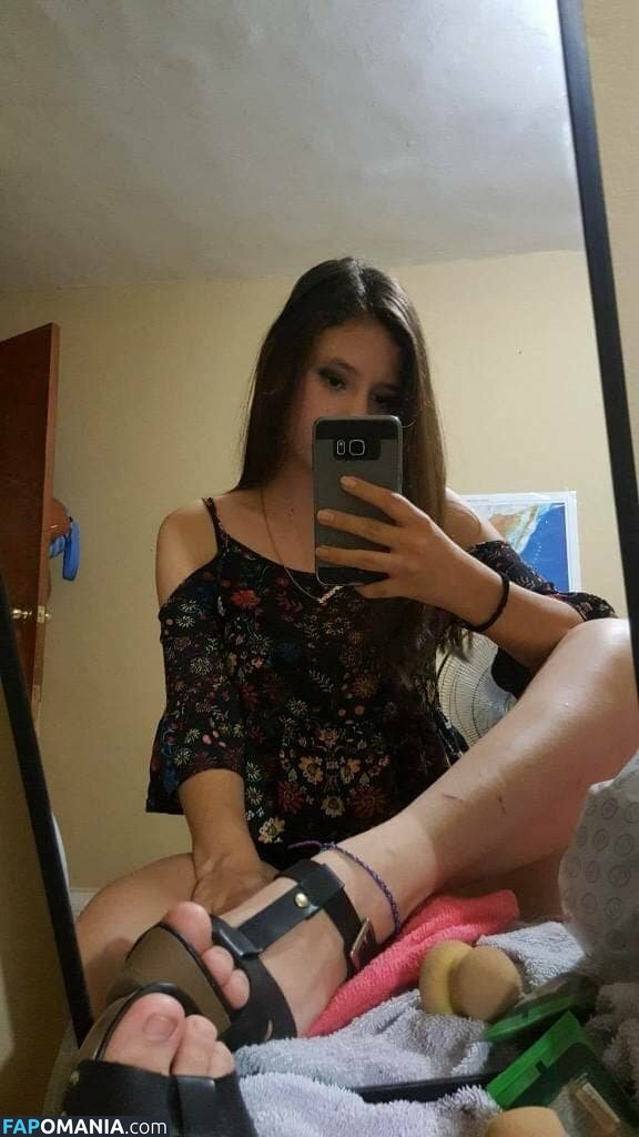 Daniela / danical121 / daniela.cg / danipacks / danixz_06 Meztelen OnlyFans  Kikerült fotó #1