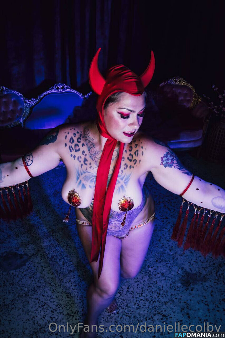 Danielle Colby Meztelen Kikerült fotó #67