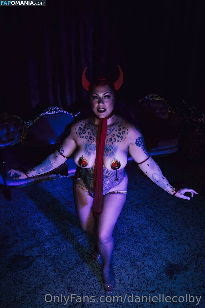 Danielle Colby Meztelen Kikerült fotó #80