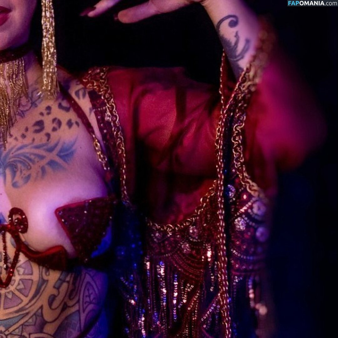 Danielle Colby Meztelen Kikerült fotó #81