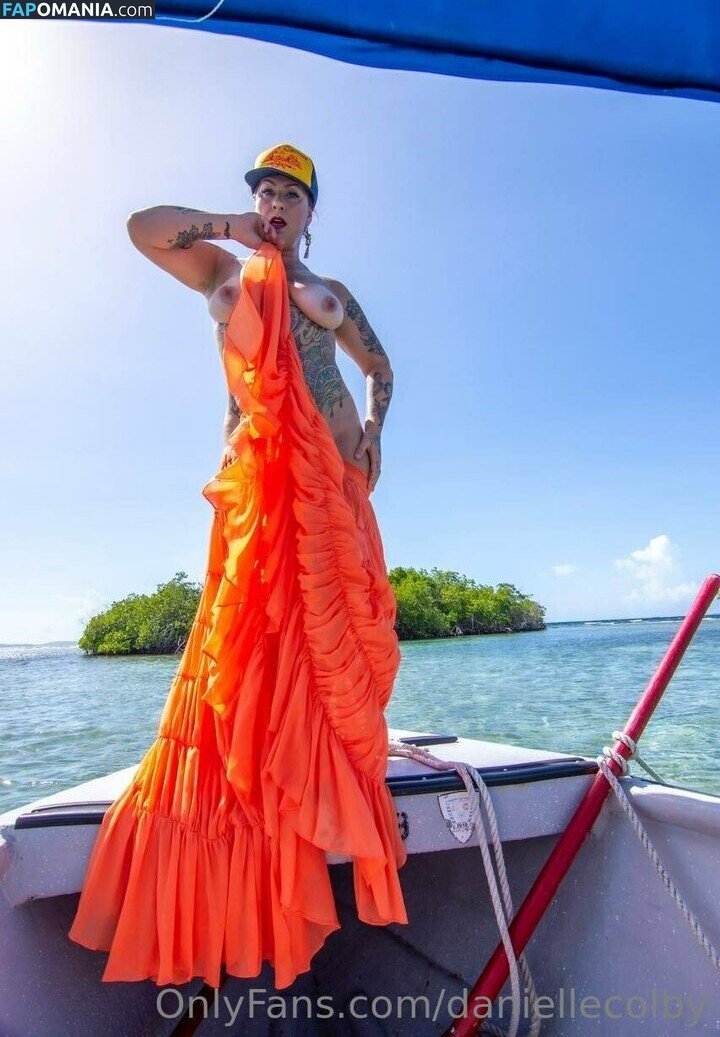 Danielle Colby Meztelen Kikerült fotó #105