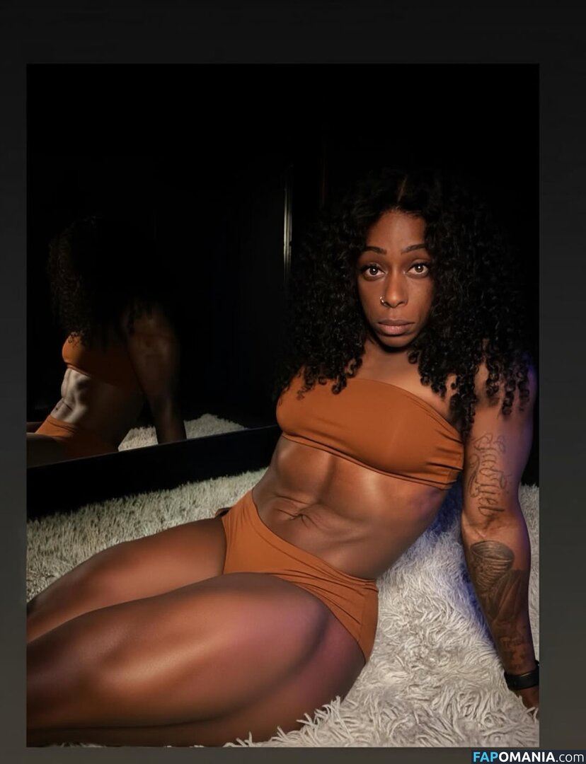 Datcalifitchic / Mariah Adams Meztelen OnlyFans  Kikerült fotó #1