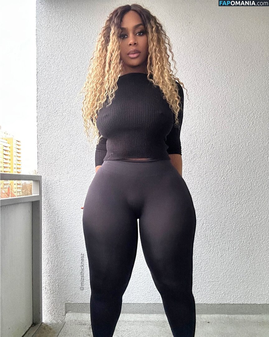 Deborah Olawovin, Mizsthicknesz / mizsthicknesz Meztelen OnlyFans  Kikerült fotó #5
