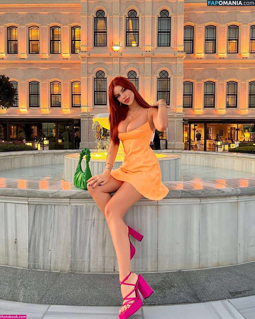 Demet Öztürk Meztelen OnlyFans  Kikerült fotó #5