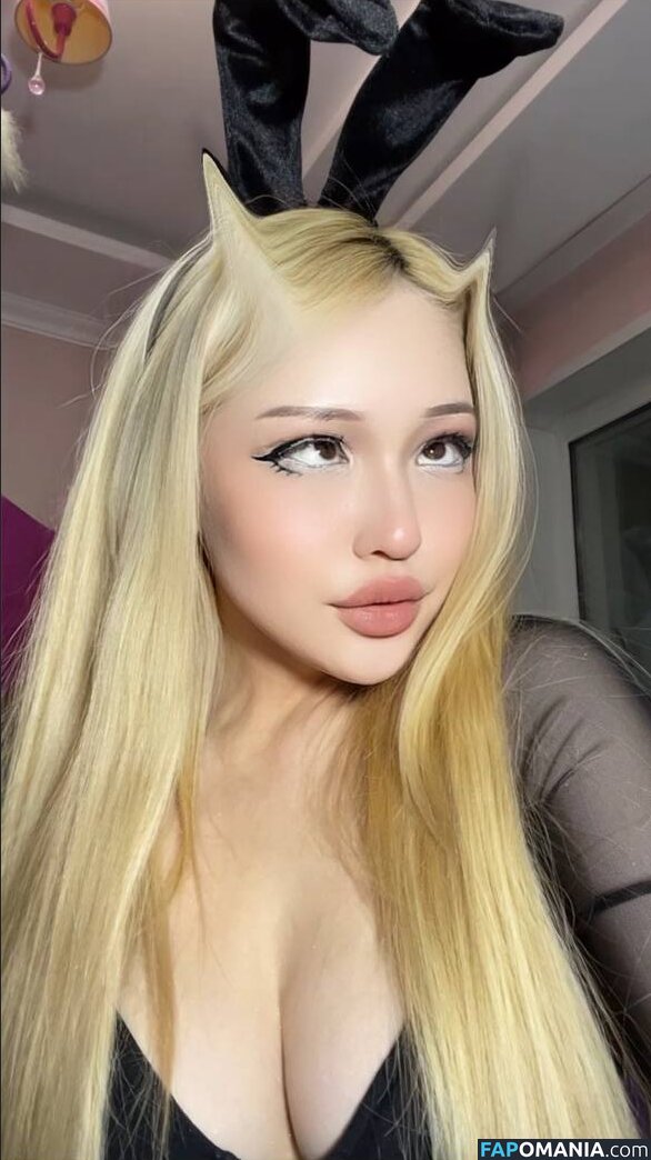 daenerystargaryenqueen / didaenerys Meztelen OnlyFans  Kikerült fotó #7