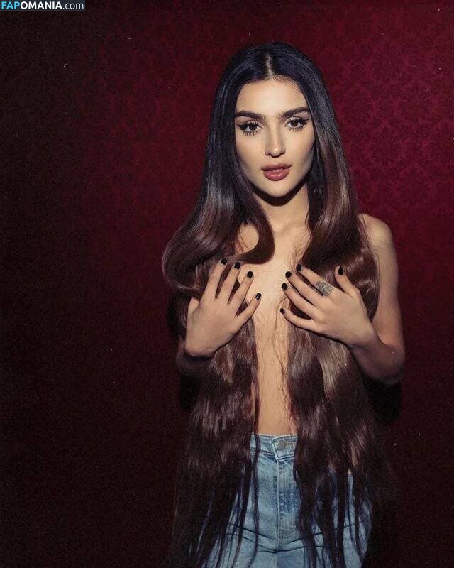 Dina Saeva / senoritasaeva Meztelen OnlyFans  Kikerült fotó #5