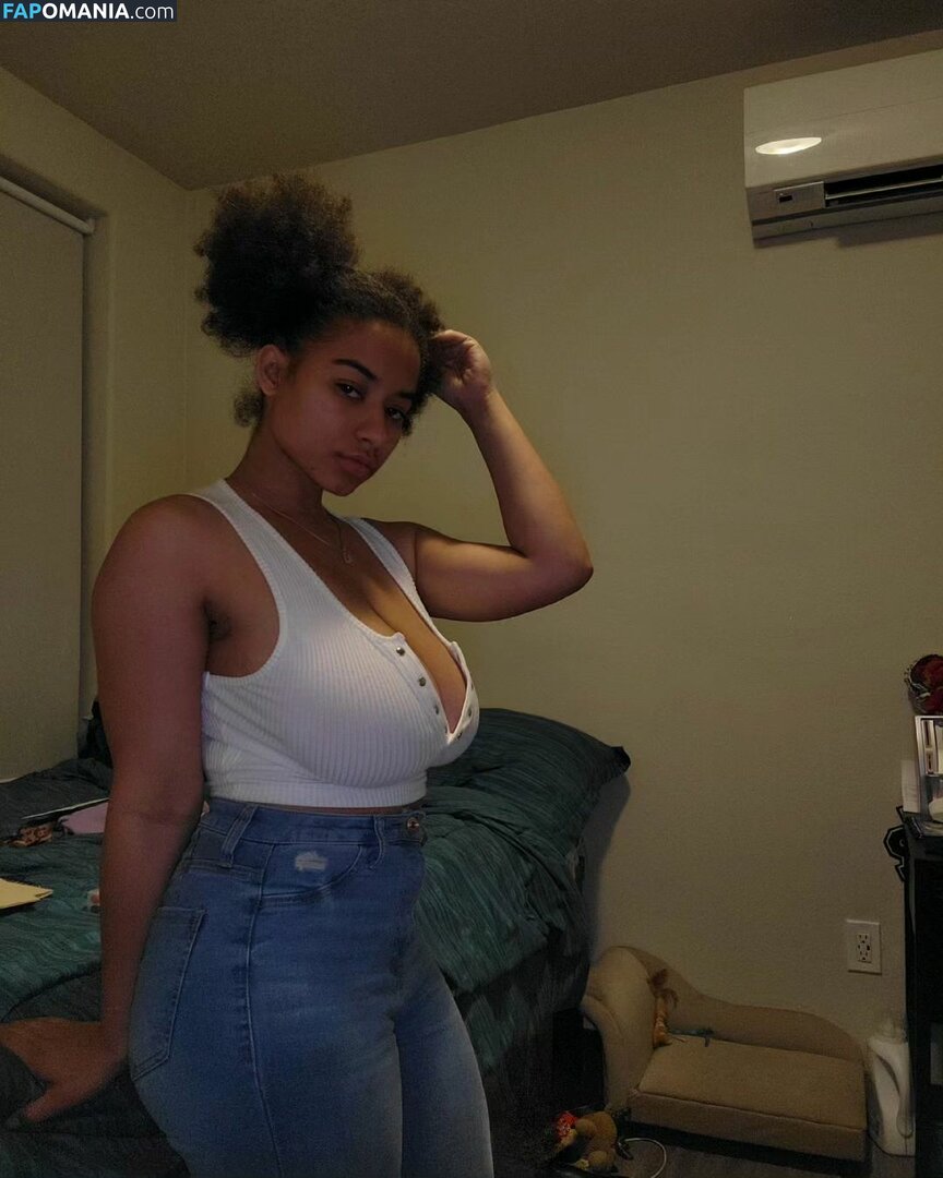 Dina / _ur_russian_dina / coco_ppop01 / dinadewgong Meztelen OnlyFans  Kikerült fotó #5