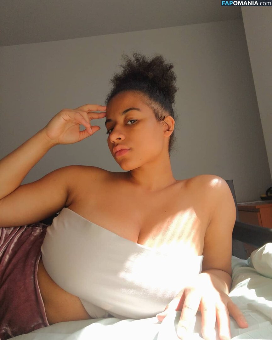 Dina / _ur_russian_dina / coco_ppop01 / dinadewgong Meztelen OnlyFans  Kikerült fotó #36