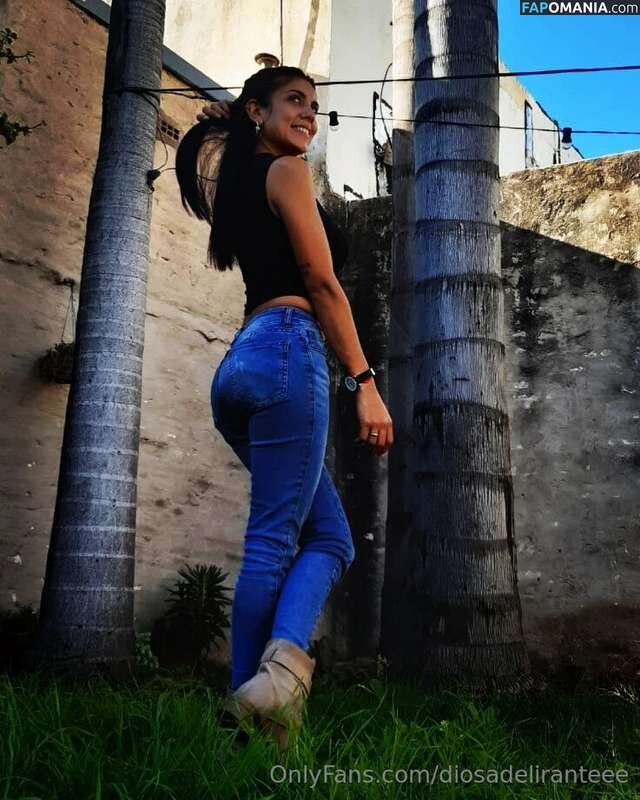 Tefii / diosadeliranteee Meztelen OnlyFans  Kikerült fotó #9