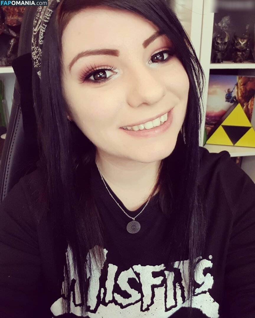 Divi / anni.divine Meztelen OnlyFans  Kikerült fotó #8