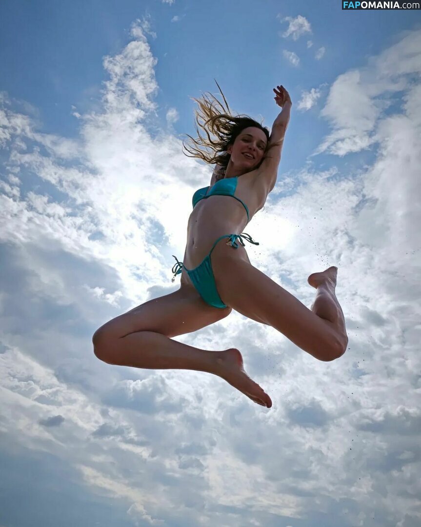 Dobos Evelin / evelindobos Meztelen OnlyFans  Kikerült fotó #6