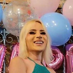 Domina Diosa