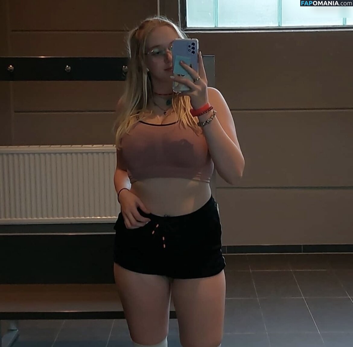 Dorfblondie Meztelen OnlyFans  Kikerült fotó #79