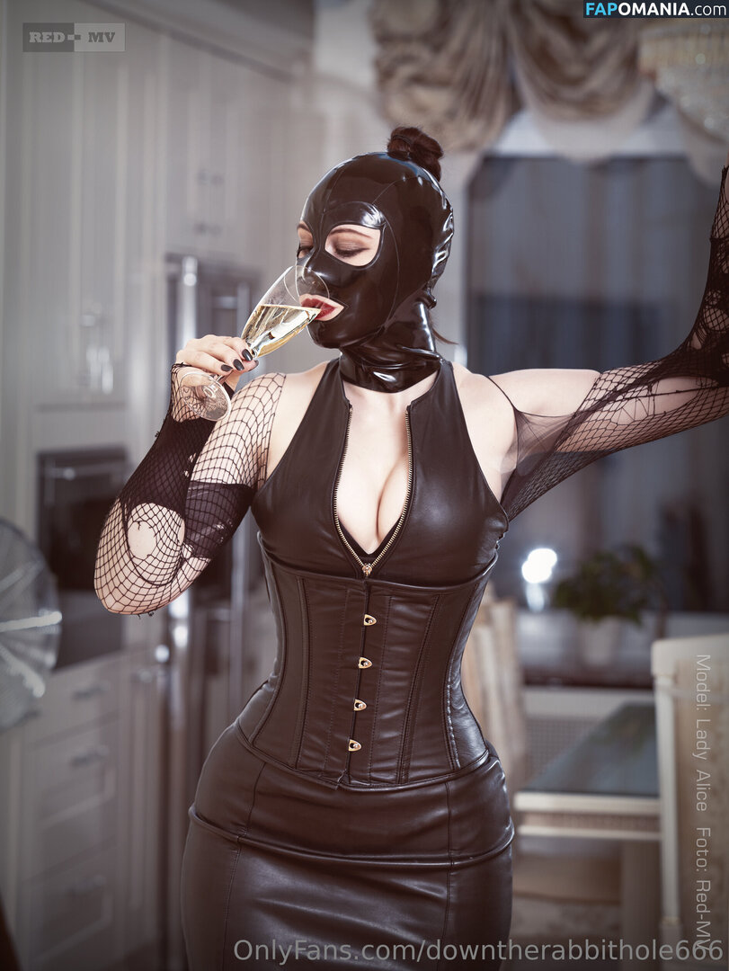 downtherabbithole101 / downtherabbithole666 Meztelen OnlyFans  Kikerült fotó #2