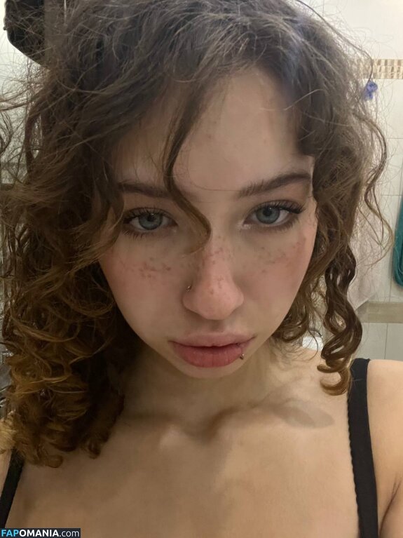 dpuw_ / maybe_pretty_ / zoya_maybe_pretty Meztelen OnlyFans  Kikerült fotó #4