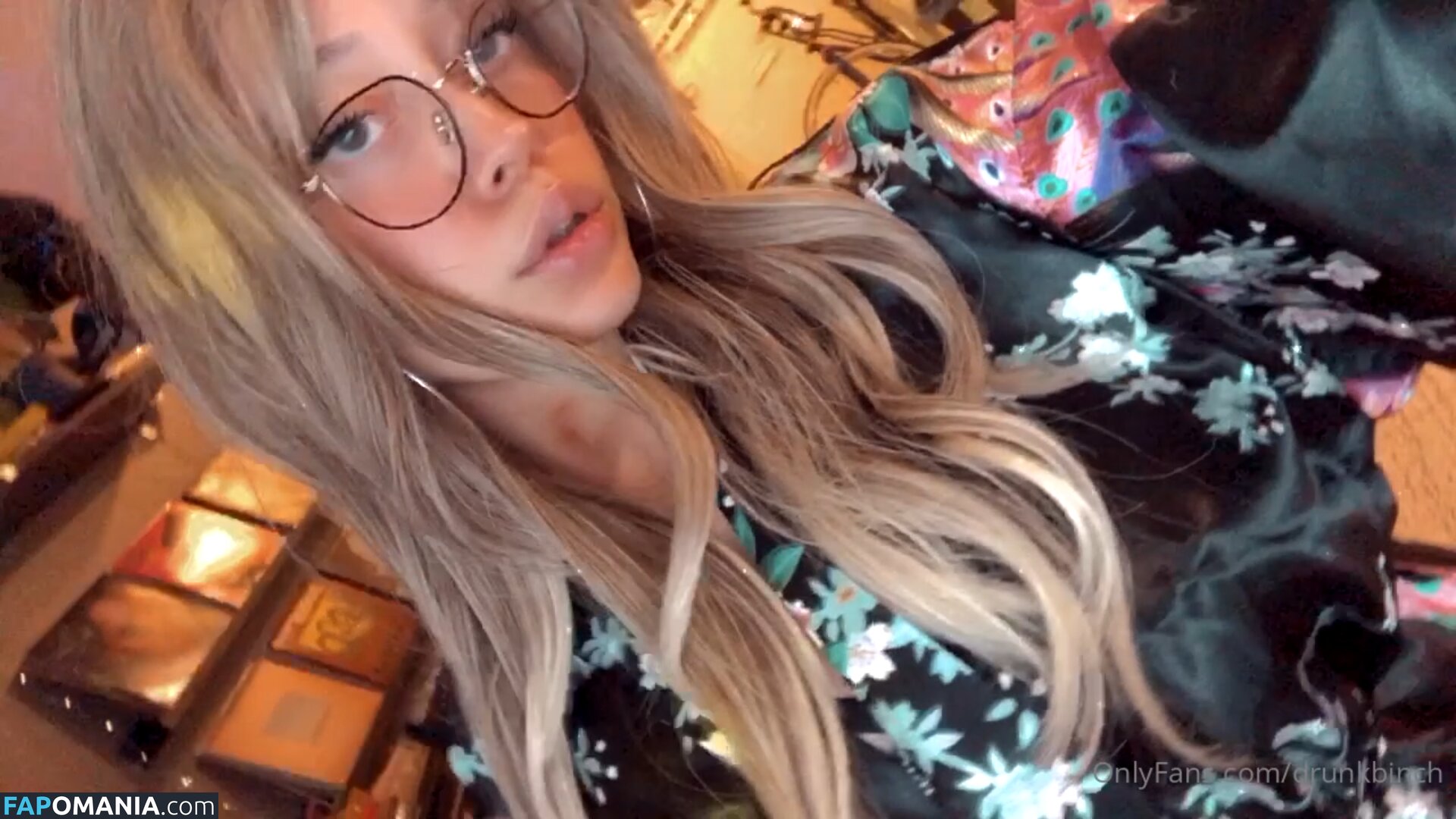 Drunkbinch / drunkbinch_ Meztelen OnlyFans  Kikerült fotó #1