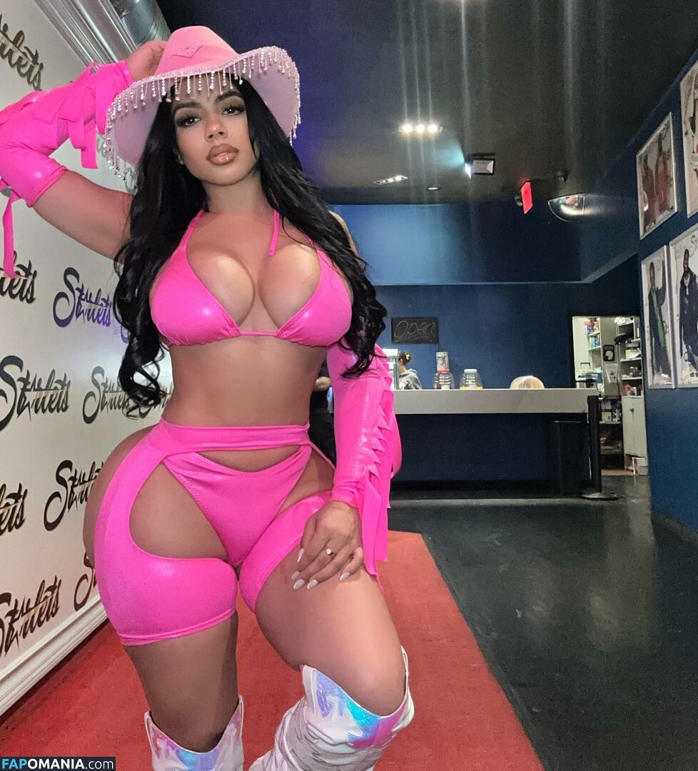 E.dot / _officialedot Meztelen OnlyFans  Kikerült fotó #4