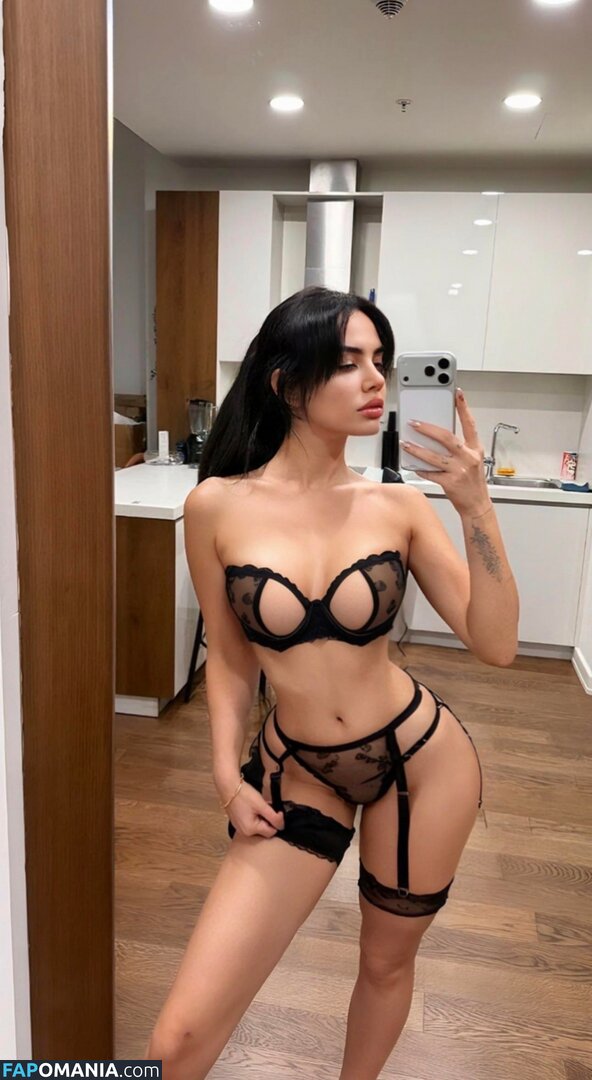 Ece Ronay / Eceronayofficial Meztelen OnlyFans  Kikerült fotó #8