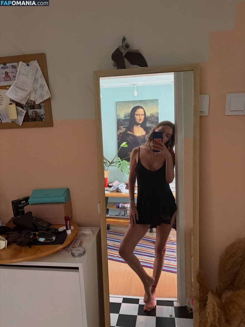 1ecemkaravus / Ecem Karavus / ecmkrvs / https: Meztelen OnlyFans  Kikerült fotó #18