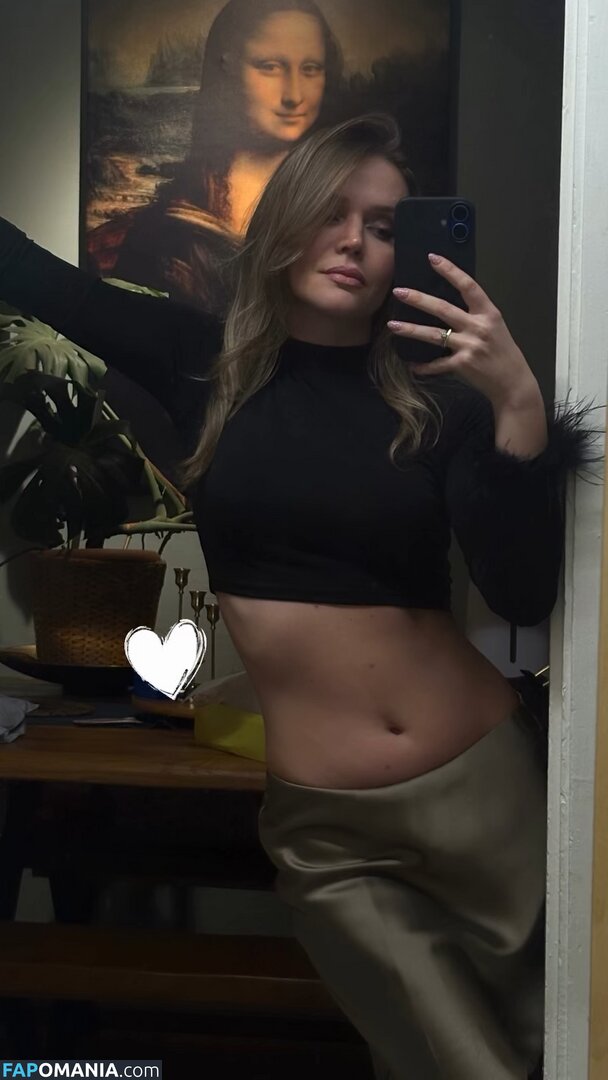 1ecemkaravus / Ecem Karavus / ecmkrvs / https: Meztelen OnlyFans  Kikerült fotó #29