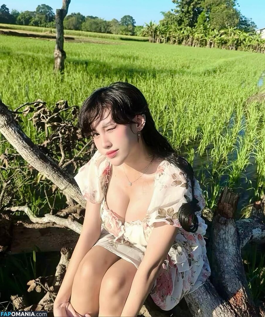 Deandra Aurelia / ejahazel / ejahazel__ Meztelen OnlyFans  Kikerült fotó #3