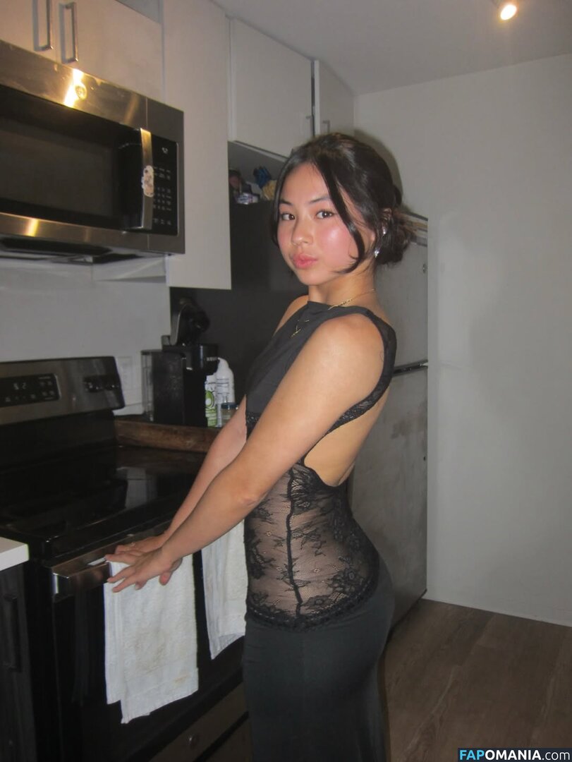 Elaine Gu / elainegu_ Meztelen OnlyFans  Kikerült fotó #6