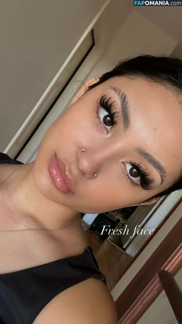 777ELARA / elara777 / uilaanii Meztelen OnlyFans  Kikerült fotó #64