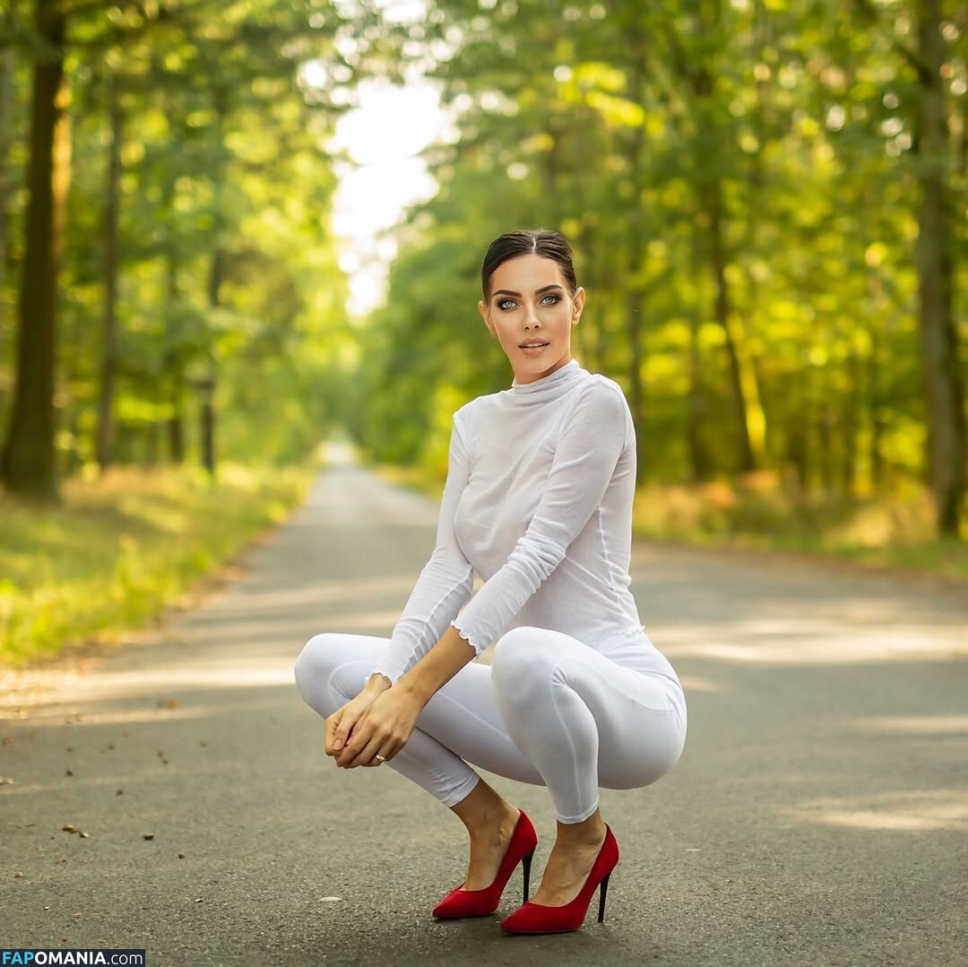 electric_miss / electric_miss_ / electric_miss_more Meztelen OnlyFans  Kikerült fotó #17