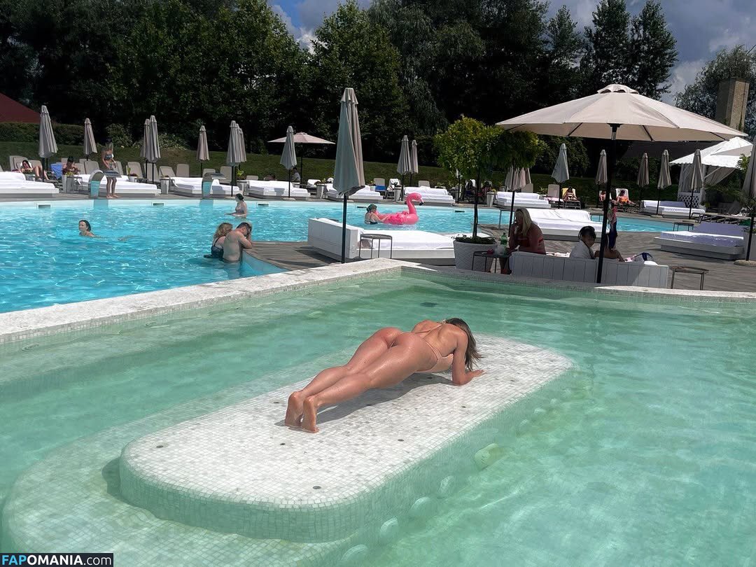 elena_elena555_ Meztelen OnlyFans  Kikerült fotó #3