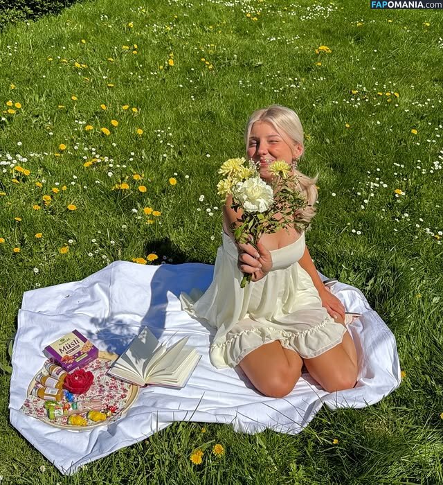 Elena Zoe / elena.zbt Meztelen OnlyFans  Kikerült fotó #21