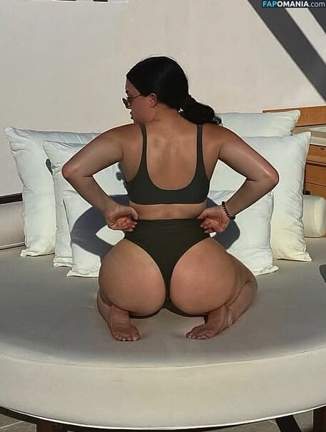 elenipolinski Meztelen OnlyFans  Kikerült fotó #16
