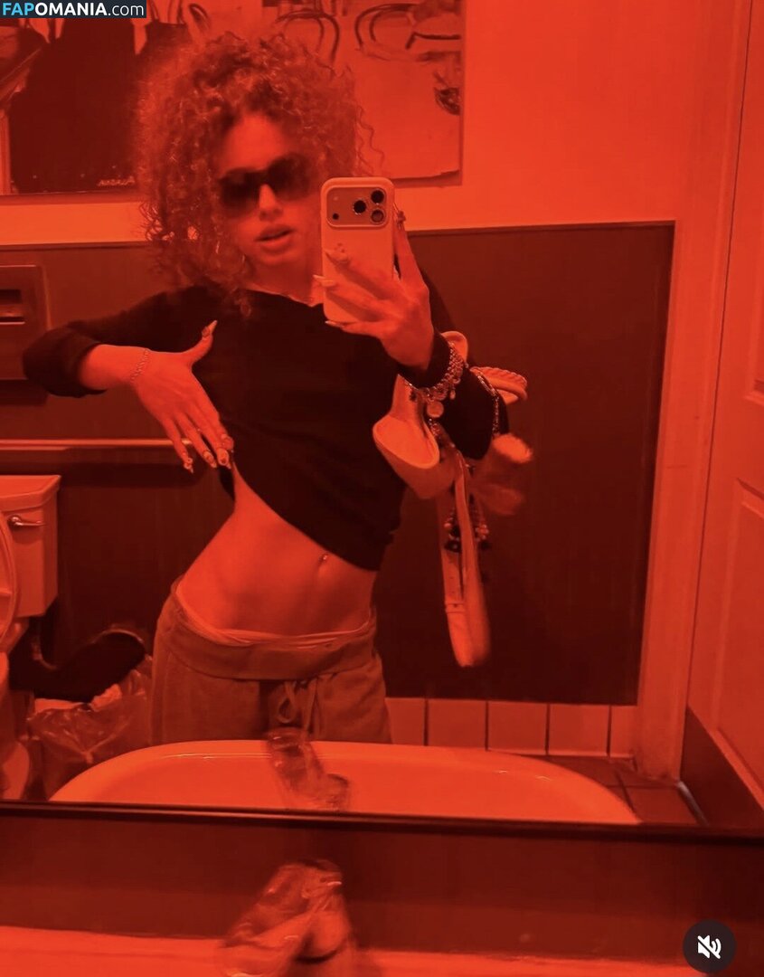 Eliana Kalogeras / Elianakalogera / eliana.kalogeras / https: Meztelen OnlyFans  Kikerült fotó #4