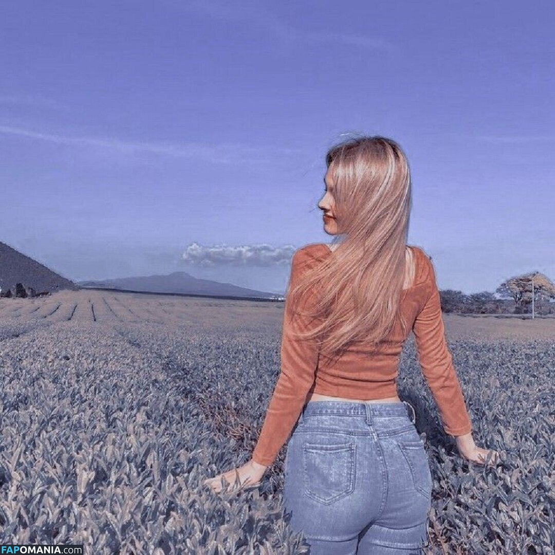 Elina Karimova / elina_4_22 Meztelen OnlyFans  Kikerült fotó #14